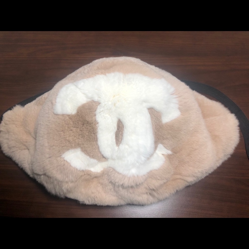 COCO faux fur Fanny pack